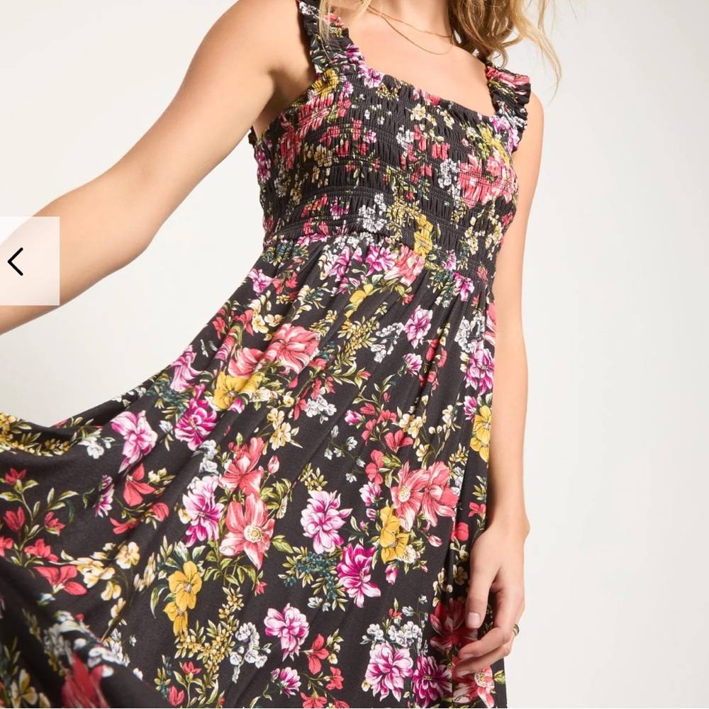 Floral Maxi Dress - Black and Pink - Picture 7 of 12